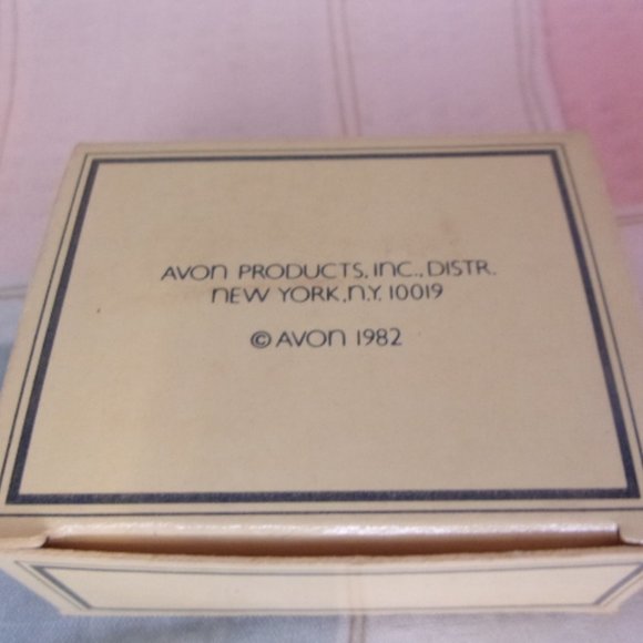 Avon Colonial Teapot Stick Pin 1982 - Picture 10 of 10